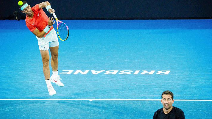 Telediario Fin de Semana - Rafa Nadal ensaya en dobles con Marc López para su regreso