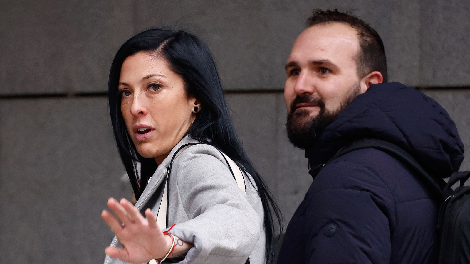 Jenni Hermoso deja el caso "en manos de la justicia" tras ratificar que el beso de Rubiales fue "no consentido" - ver ahora