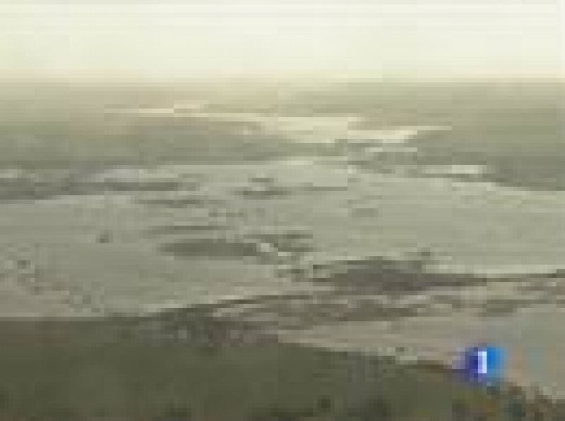 El 70 por ciento de los pantanos de este río están desembalsando agua. Las intensas lluvias de estos días han transformado también el paisaje de las Tablas de Daimiel y de las Lagunas de Ruidera, en Castilla-La mnacha.