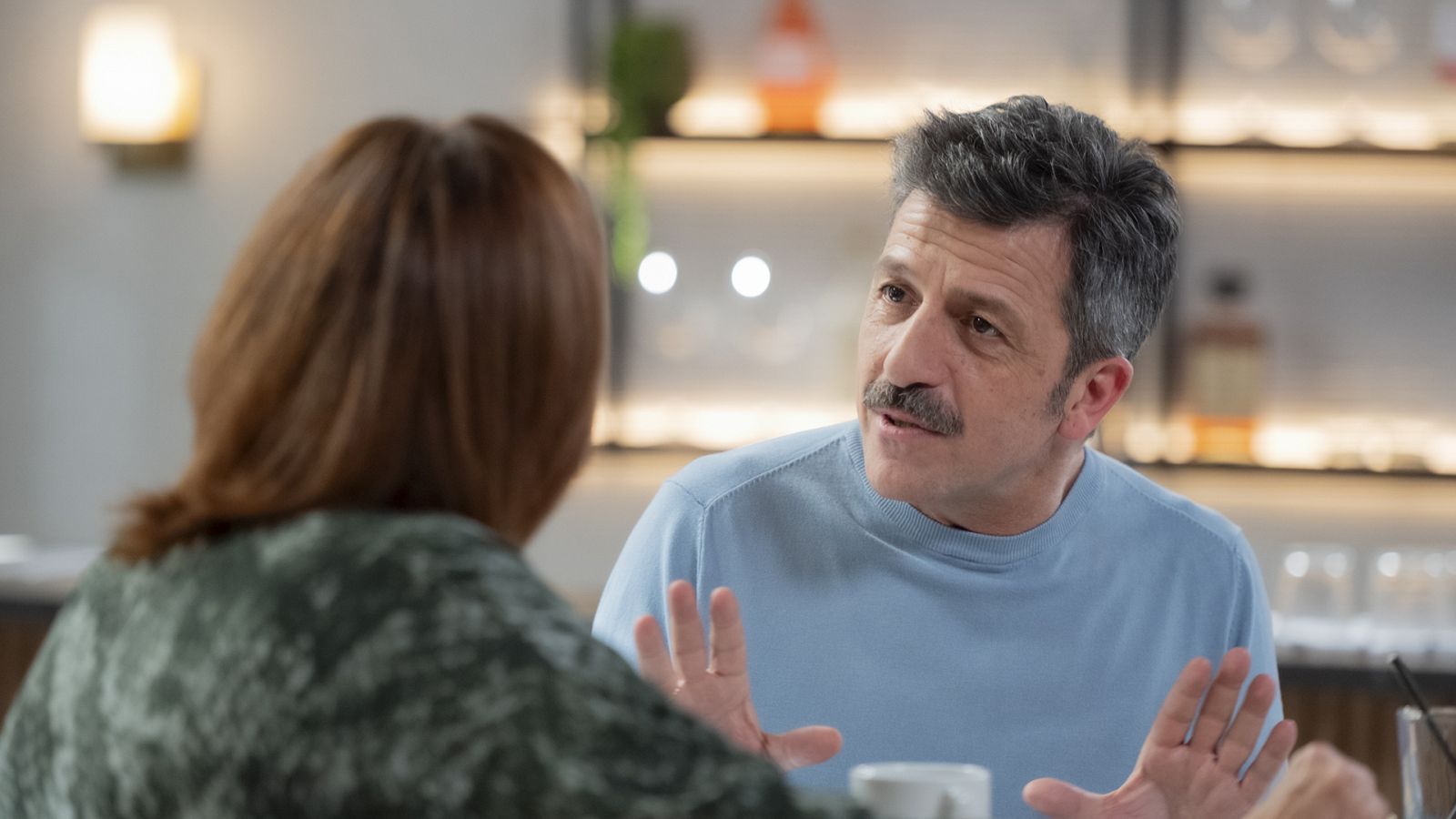 4 estrellas - Temporada 2 - Episodio 137: De quien menos te lo esperas - Ver ahora