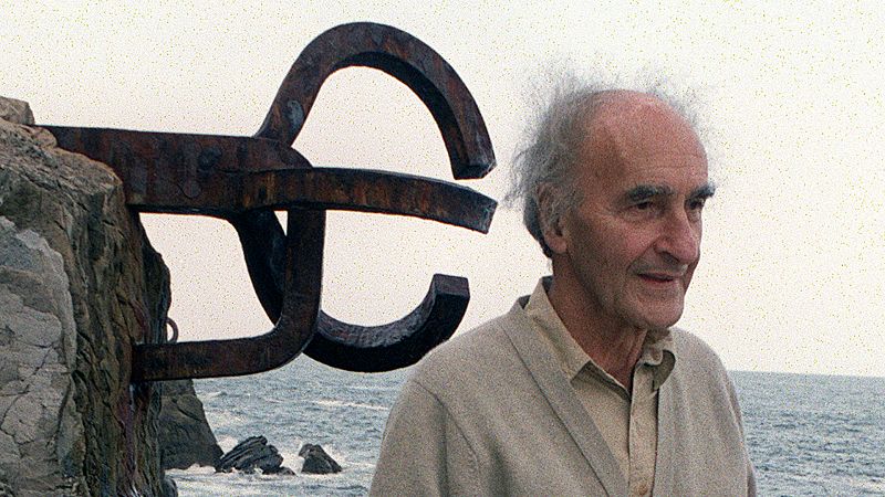 Centenario de Eduardo Chillida, el padre del 'Peine de los vientos' de San Sebastián