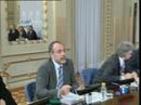 Telediario 1 - Telediario en 4' - 25/02/10