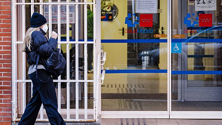 Informativo 24h - Los médicos de Atención Primaria apoyan la propuesta de que los enfermos puedan autojustificar sus bajas por enfermedad leve