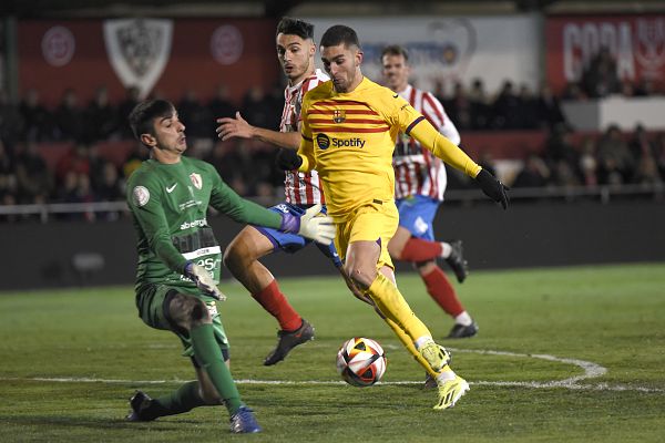 Telediario 1 - Emoción y tensión para el Barça en una victoria sufrida ante el Barbastro