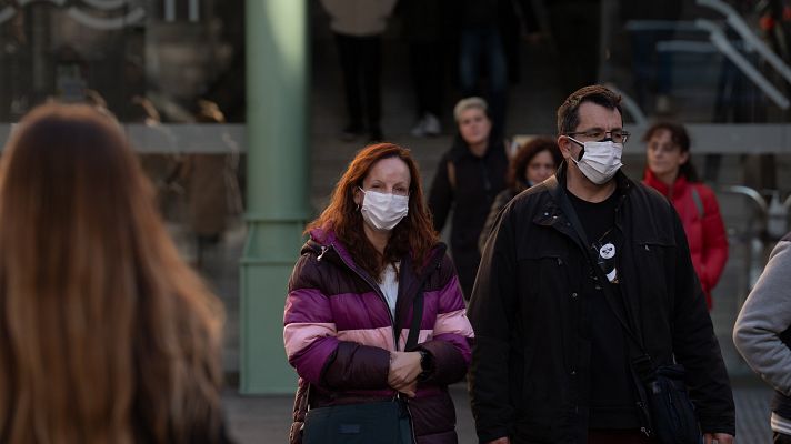 Telediario 2 - Sanidad propone las autobajas responsables para evitar la saturación de los centros de salud