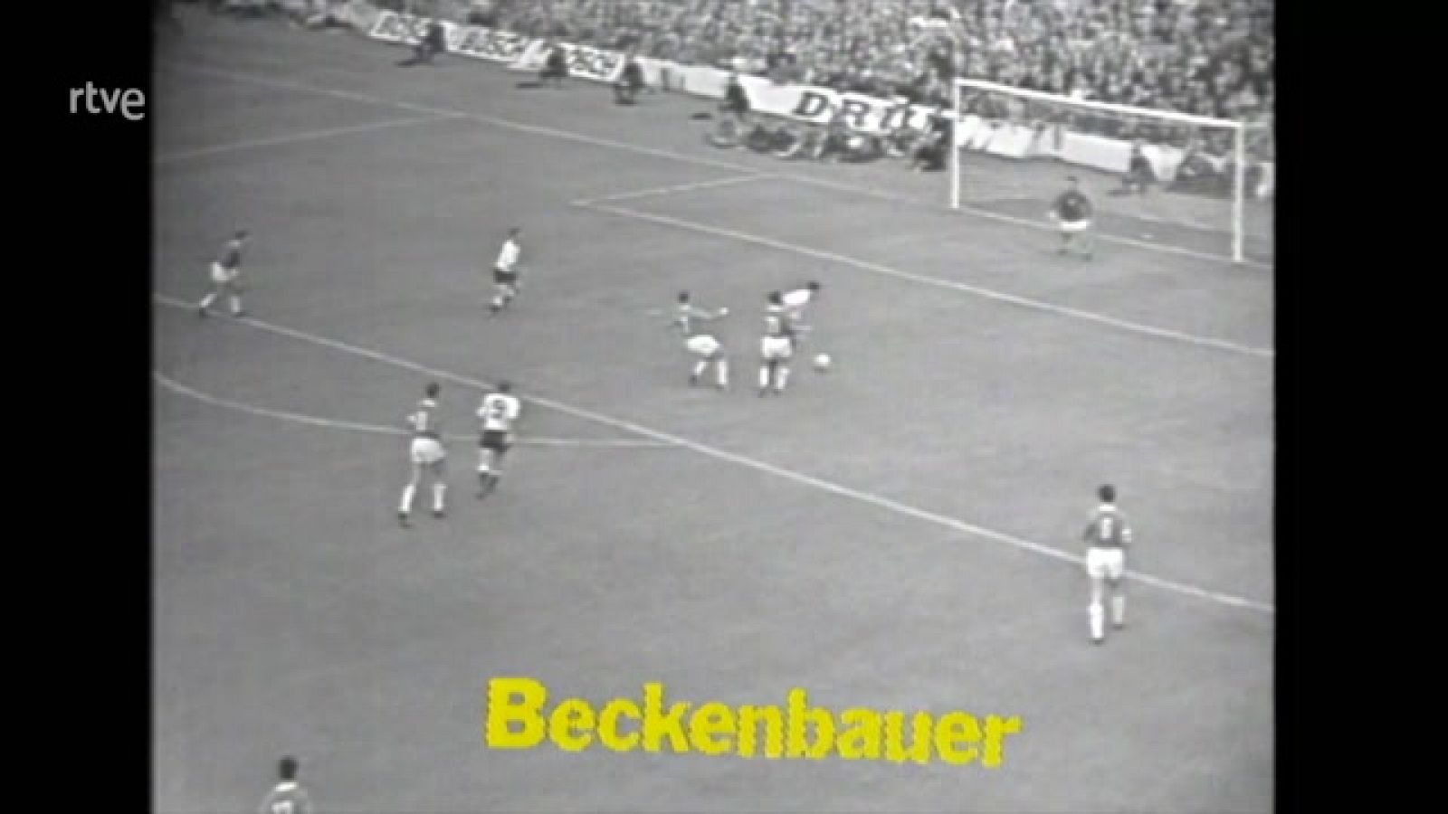 Fútbol | Franz Beckenbauer, único defensa en ganar un Balón de Oro, fallece a los 78 años