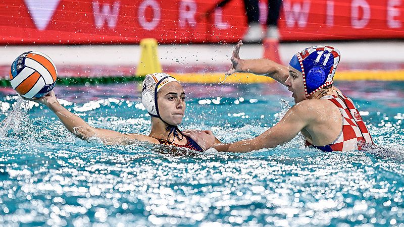 Europeo femenino de waterpolo: España rompe el partido contra Croacia con cinco goles en el primer cuarto