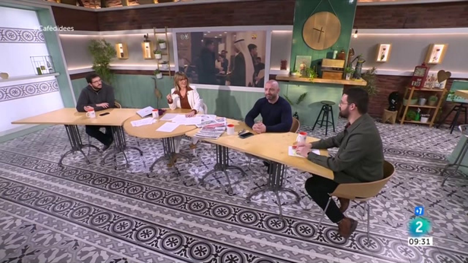 Jéssica Albiach, 'Casares-Camus' i els decrets anticrisi