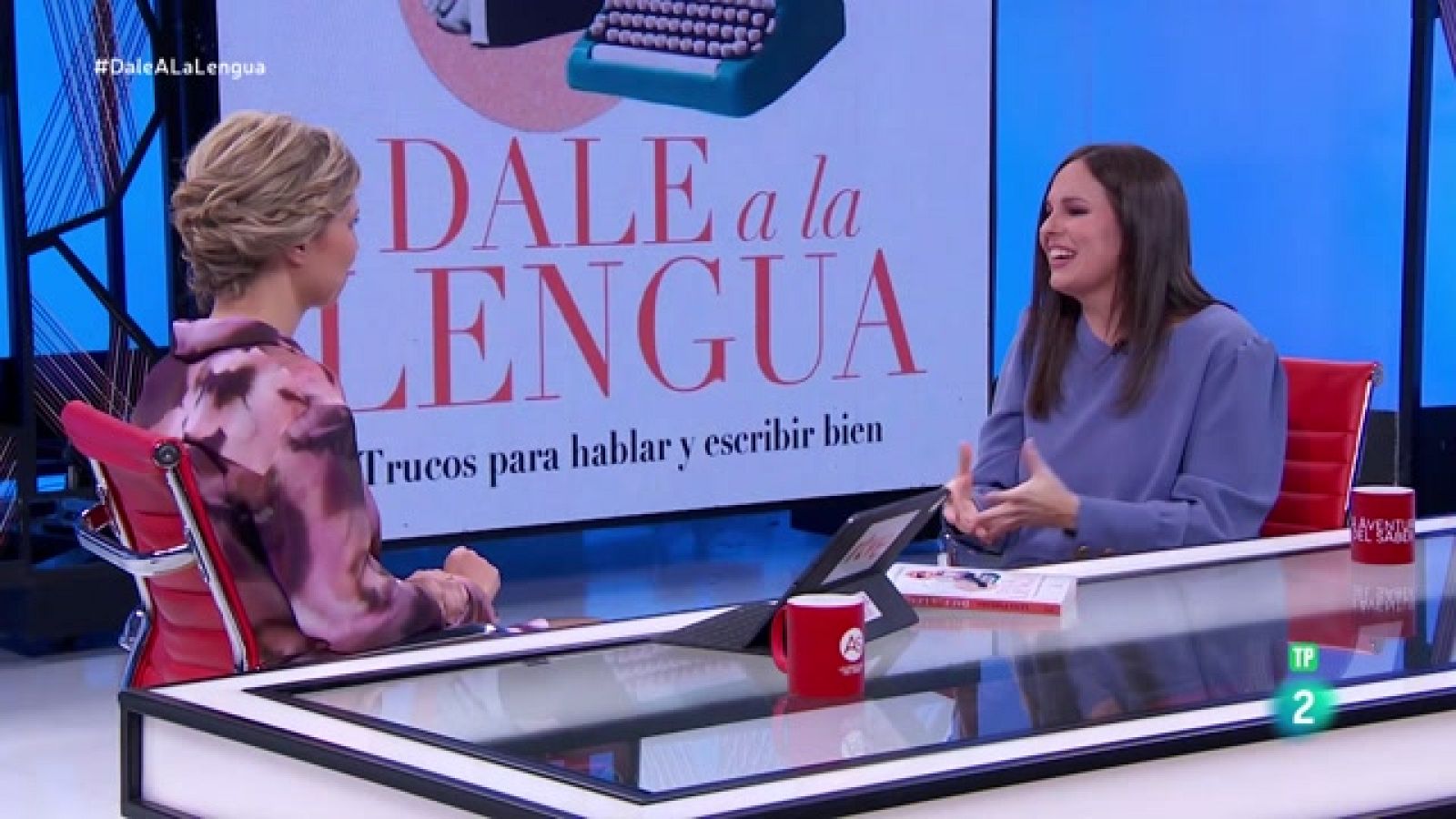 Luna Paredes. Dale a la lengua