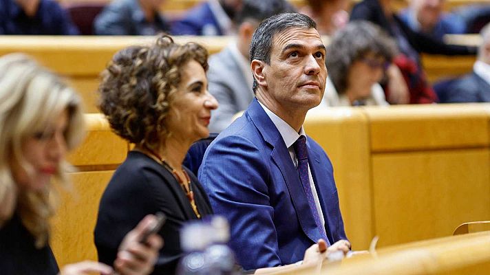 Telediario 1 - Las negociaciones siguieron durante el Pleno y la votación telemática impidió conocer el resultado hasta el final