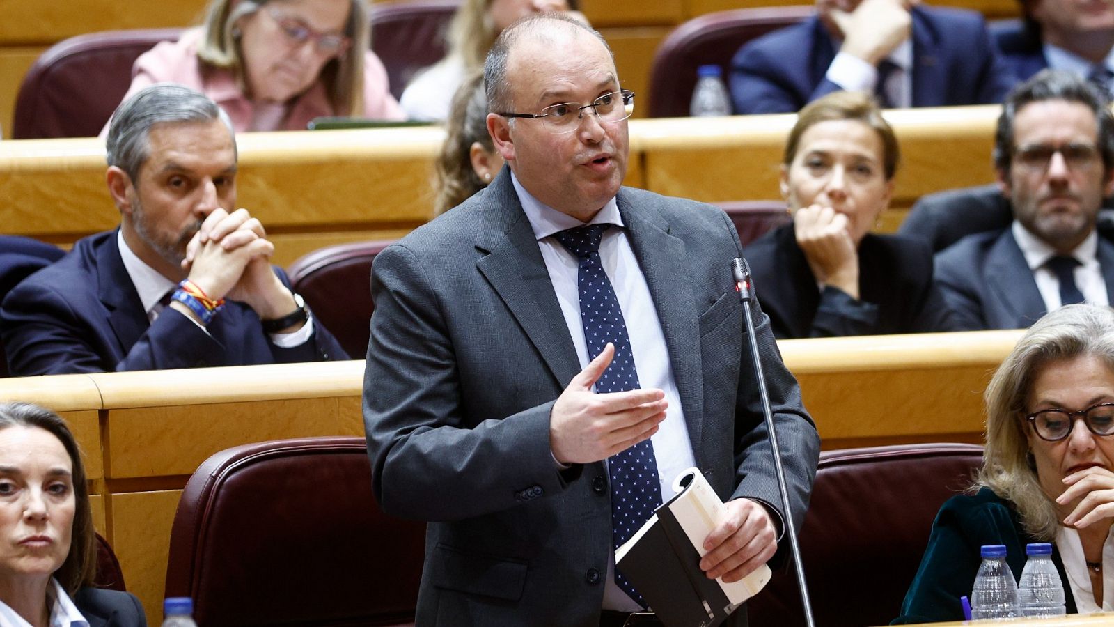 Tellado denuncia que el PP desconoce lo pactado entre Junts y el PSOE