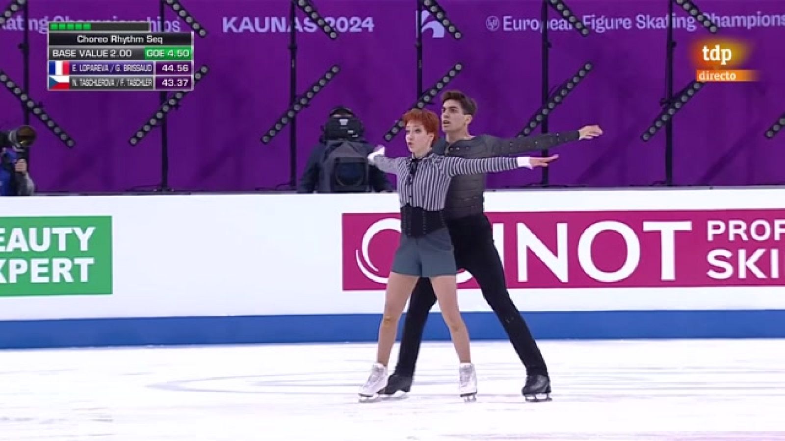 Patinaje Artístico - Campeonato de Europa. Danza rítmica grupo 6 y 7 - ver ahora