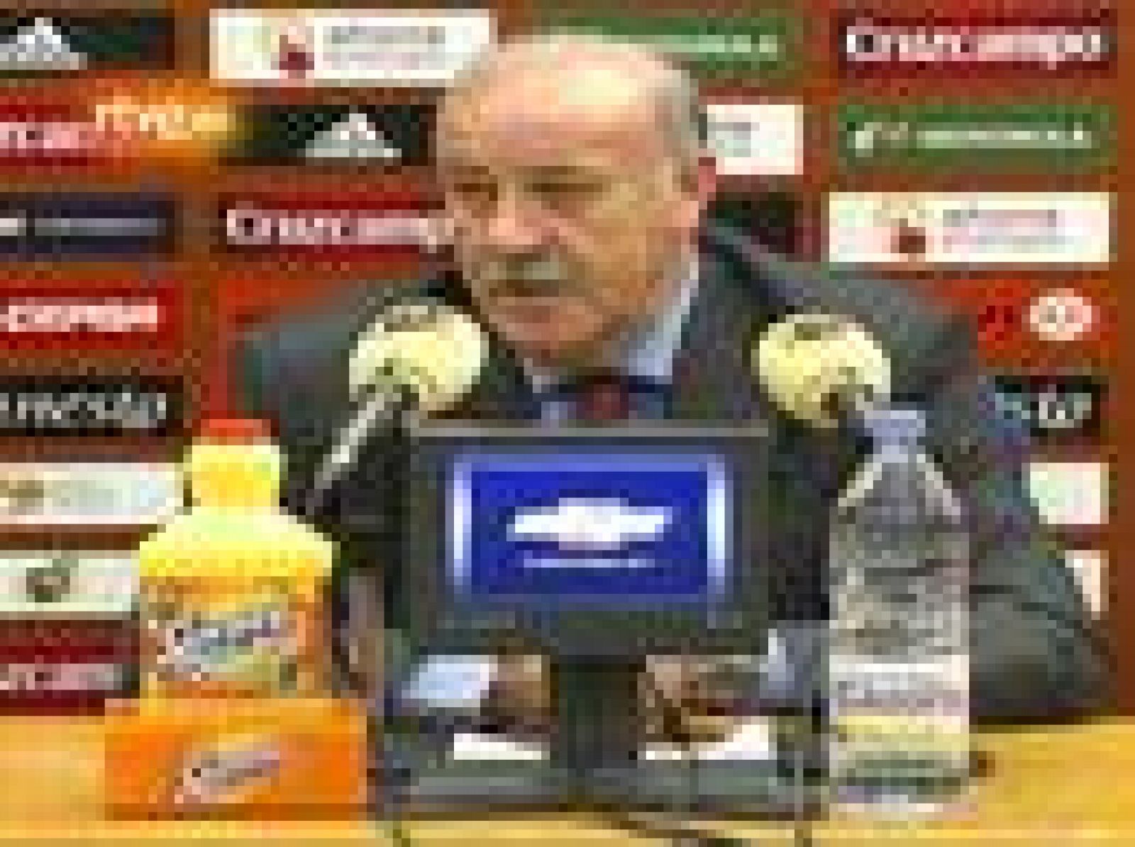 El seleccionador nacional de España, Vicente del Bosque, asegura que la lista para el amistoso contra Francia no tiene por qué ser la del Mundial. 