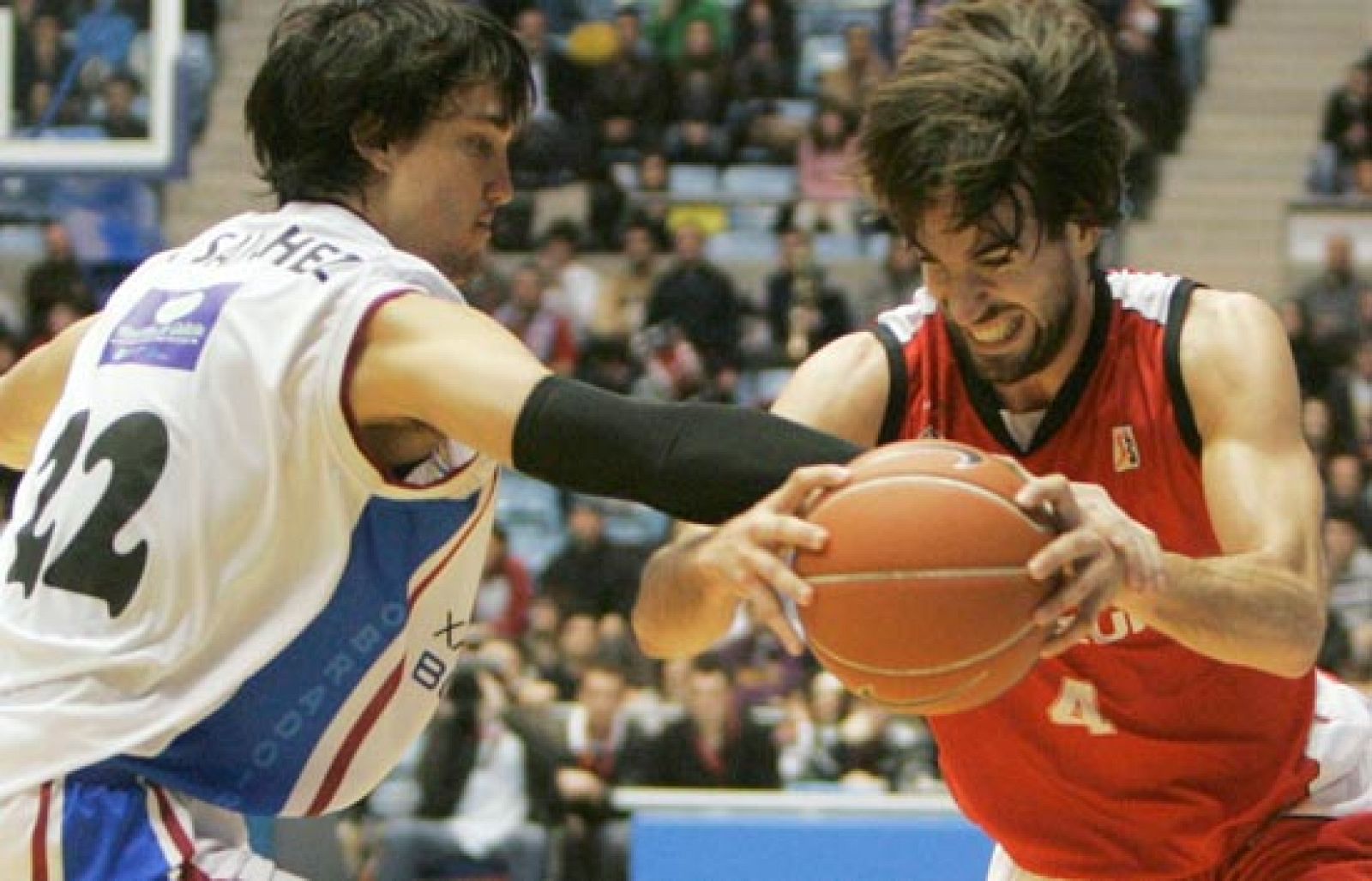 Xacobeo Blu:Sens 80-87 Suzuki Manresa - Baloncesto en RTVE | Ver