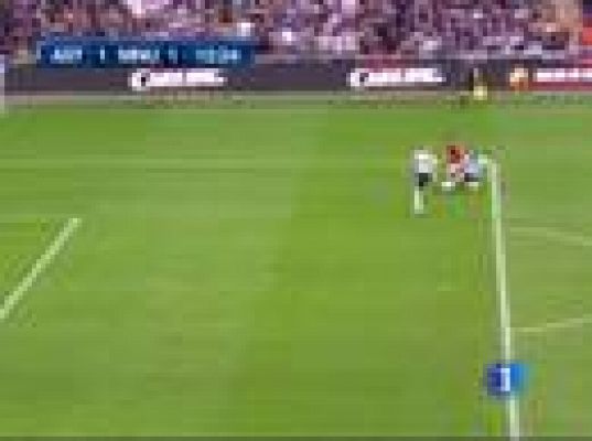  - Rooney da otra Carling a Manchester