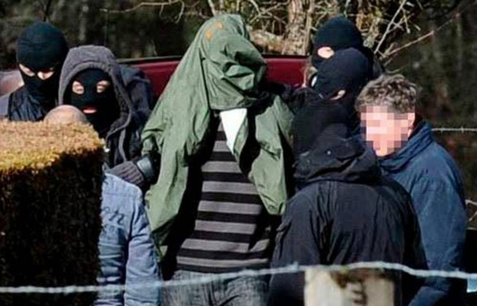 Los etarras continúan en Cahan | Ver