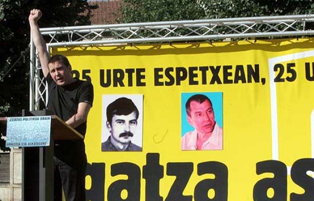  - Dos años de cárcel para Otegi