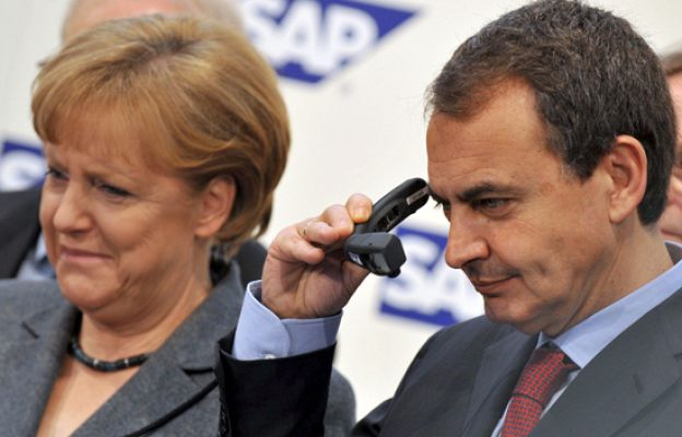  - Merkel y Zapatero en el CEBIT