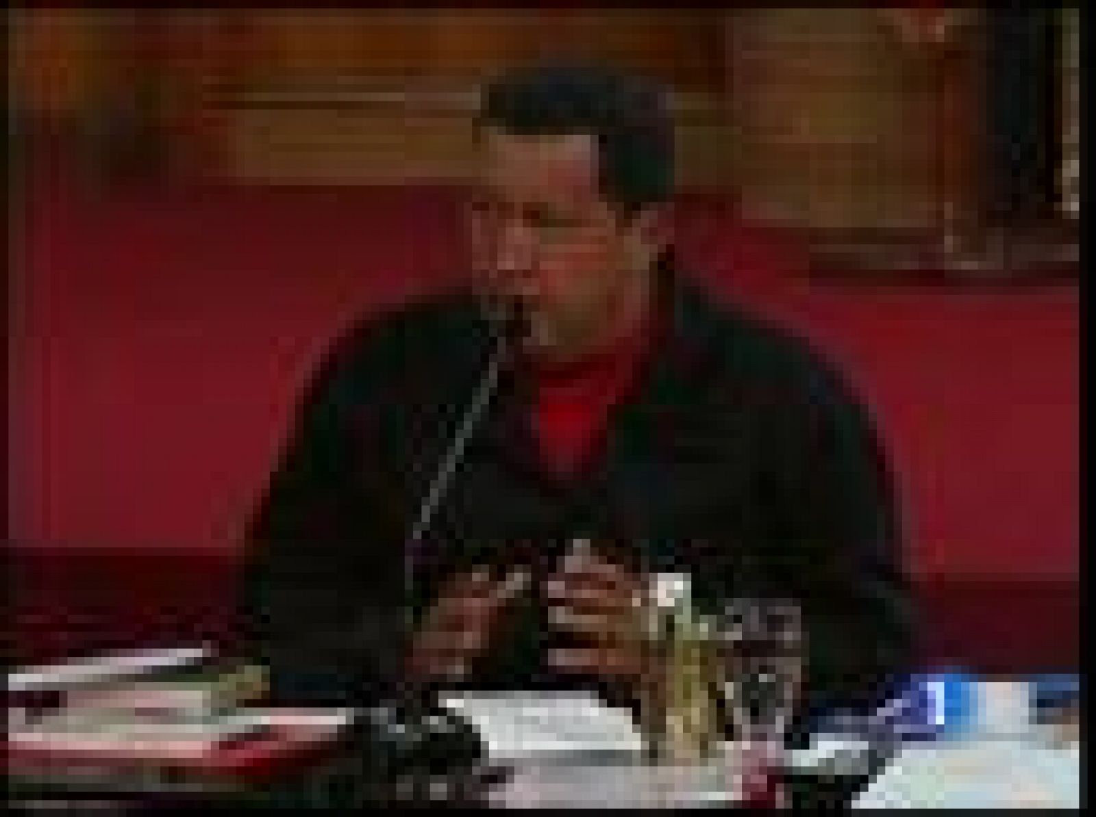 Hugo Chávez afirma que hay un complot internacional que les relaciona con ETA y las FARC