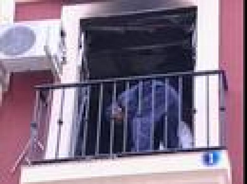 Dos hermanos de dos años han muerto en Almendralejo, Badajoz, al incendiarse su casa.