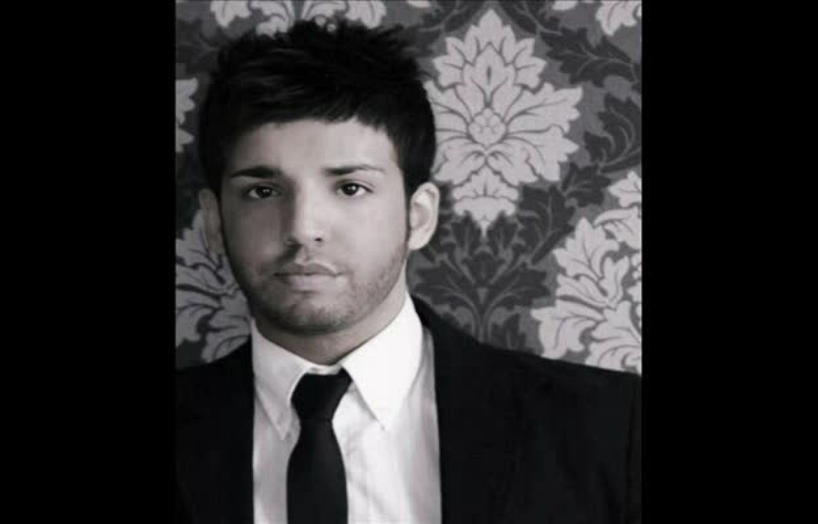 Daniel Castillo es Tony