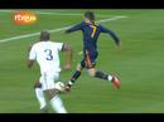  - La Roja también gana de azul