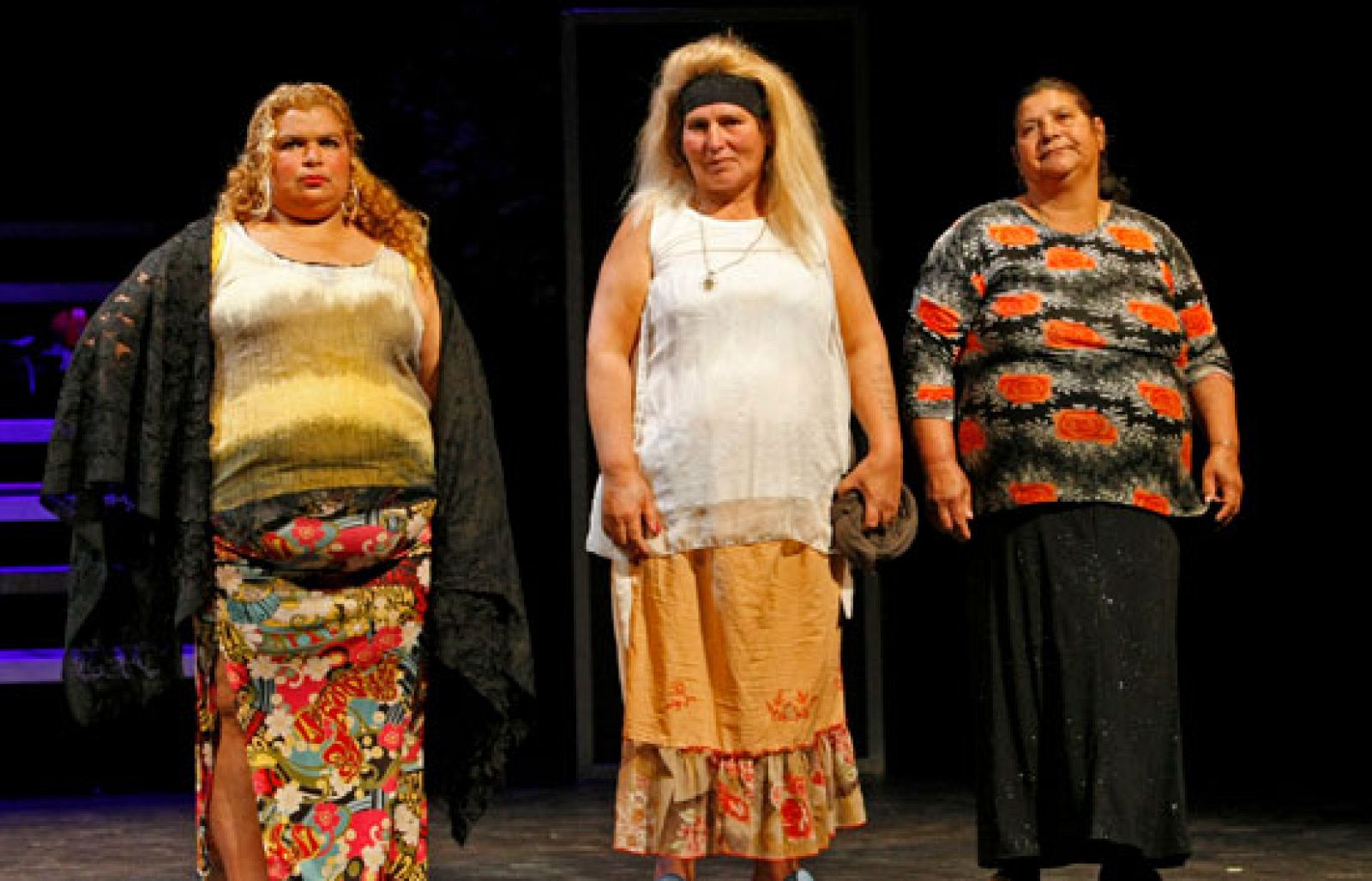 Las protagonistas son mujeres gitanas que viven en El Vacie, el poblado chabolista más antiguo de Europa, en Sevilla.