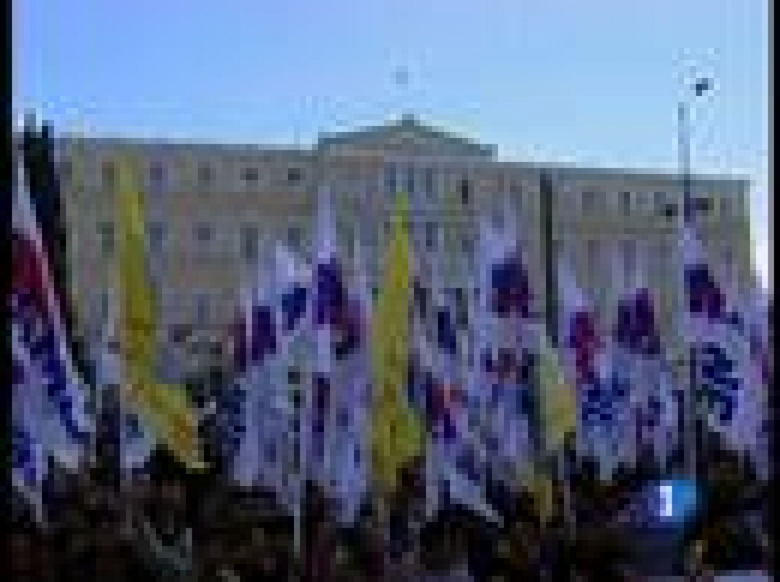 Alemania da el visto bueno al plan de austeridad griego | Ver