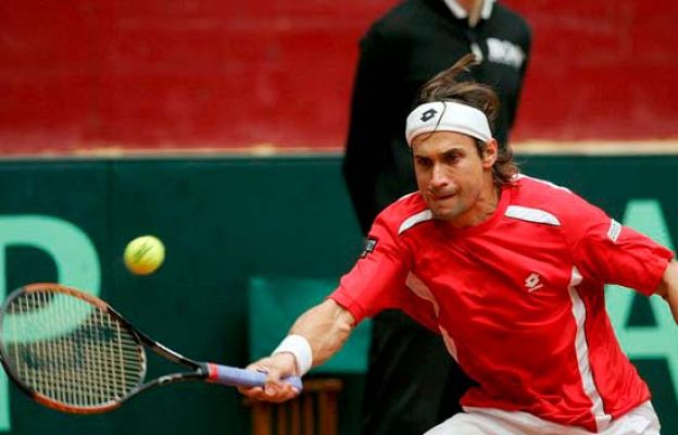  - Ferrer y cierra España