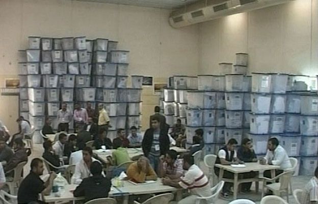  - En Irak sigue el recuento de votos