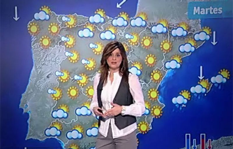 La Agencia Estatal de Meteorología anuncia para mañana martes heladas generalizadas en buena parte de la Península y rachas de viento muy fuerte en el litoral catalán y en Baleares. En Andalucía, a primeras horas, precipitaciones débiles o moderadas, más intensas en el área de Alborán, con posibilidad de ser localmente fuertes en el Estrecho y Melilla, aunque con tendencia a remitir. En Baleares, chubascos débiles o localmente moderados.   En el área cantábrica, intervalos nubosos con posibilidad de alguna lluvia débil. En el resto de la Península, predominio del cielo poco nuboso, con posibilidad a primeras horas de alguna precipitación débil en el nordeste de Cataluña. En Canarias, nuboso o intervalos nubosos con posibles lluvias débiles en el norte. Temperaturas mínimas en descenso ligero a moderado en el nordeste y sur peninsulares. Heladas débiles a moderadas en buena parte del interior peninsular, más acusadas en la mitad norte.