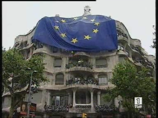  - Rusia saca los tanques