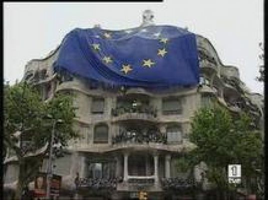  - Rusia saca los tanques