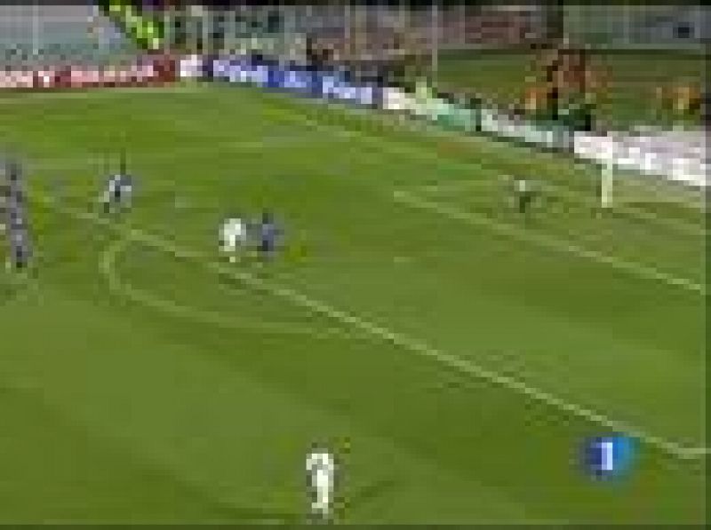 Robben 'mata' a la Fiore - Champions League | Ver