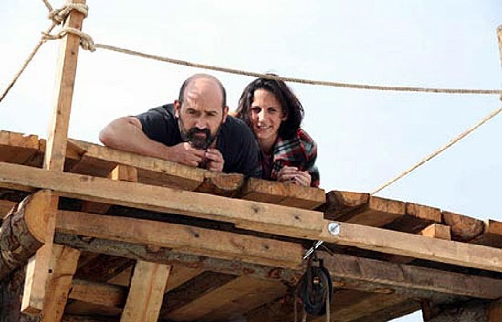 'La torre de Suso' protagonizada por Javier Cámara y Malena Alterio en Versión Española | Ver