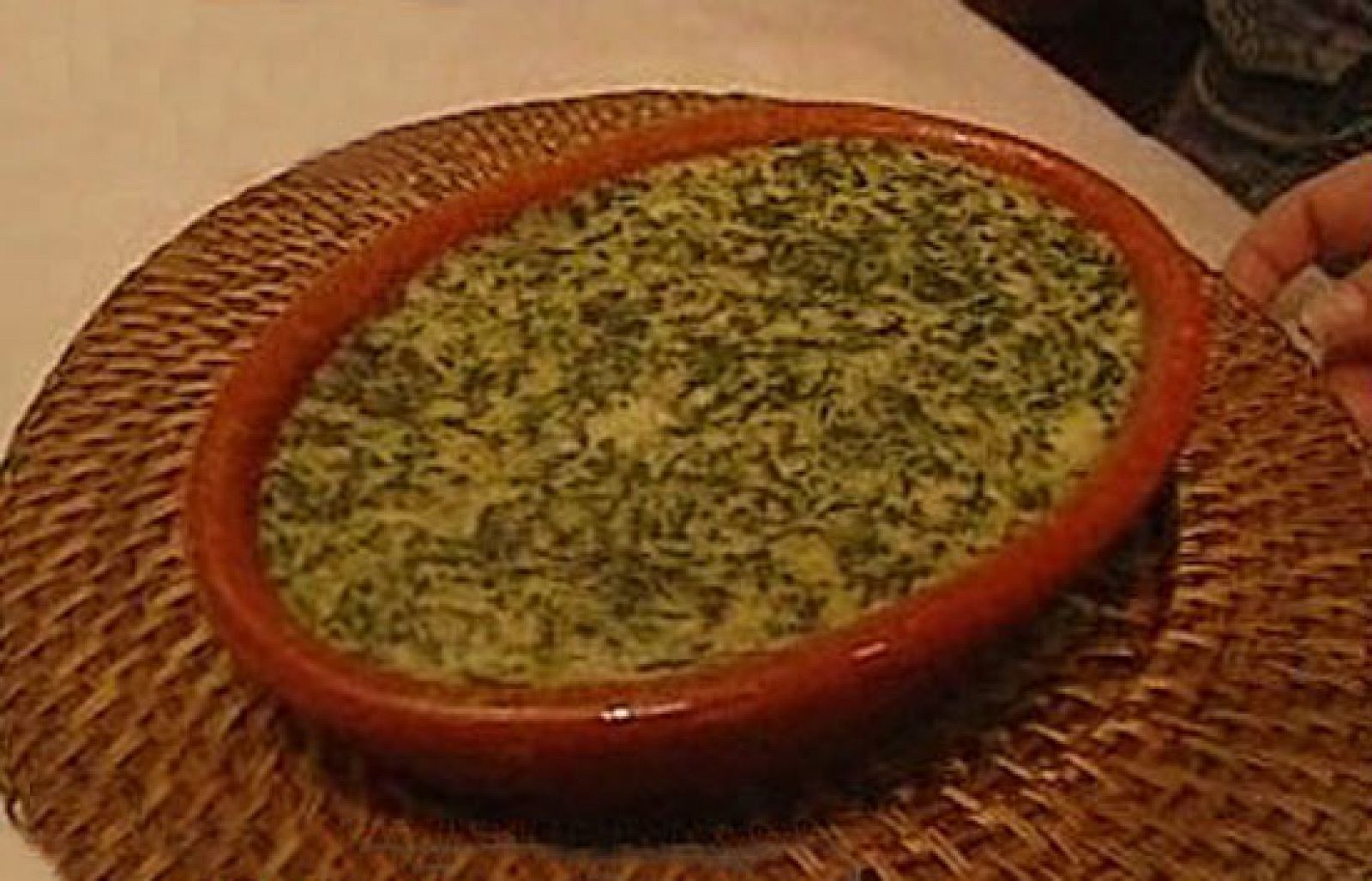 España Directo - Bacalao con espinacas y gambas - RTVE Cocina | Ver