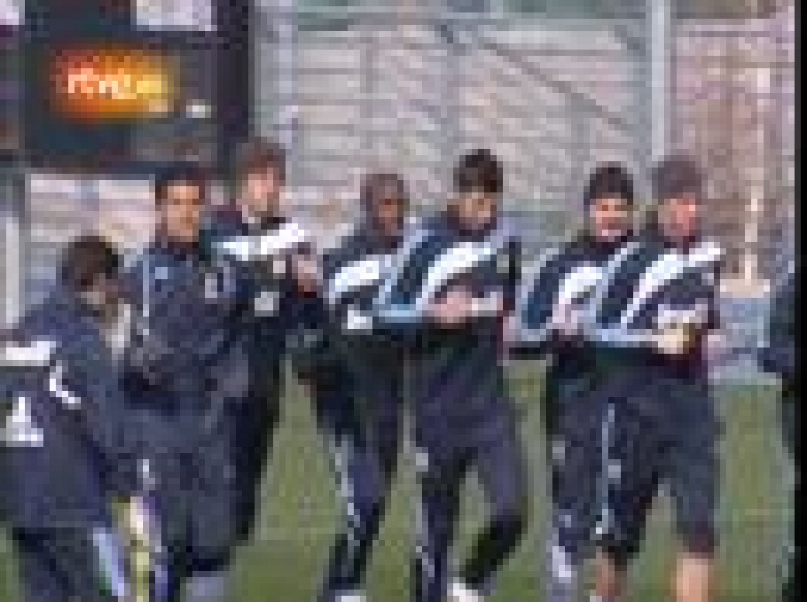 El primer entrenamiento de la plantilla del Real Madrid después de su becale en Champìons ha estado caracterizado por las caras largas de los integrantes de la plantilla y del cuerpo técnico.