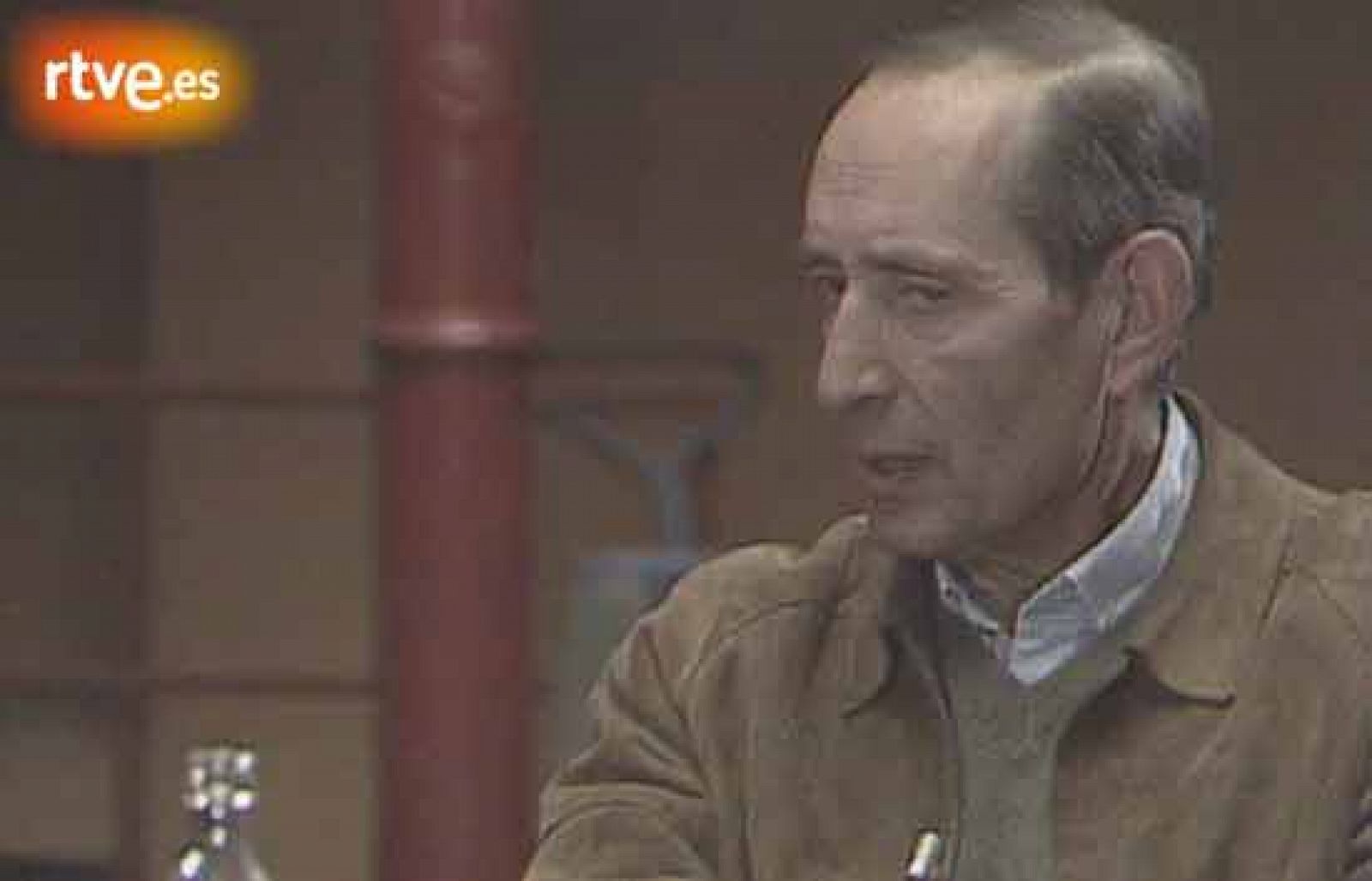 Miguel Delibes: "Un hombre sencillo que escribe sencillamente"