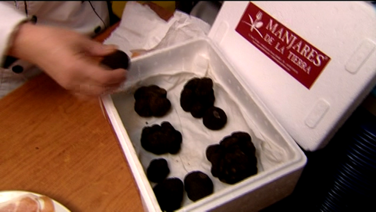 En el restaurante El Serrón de Sarrión nos enseñaron la manera más sencilla de introducir la trufa en vuestra cocina. Y tiene truco.