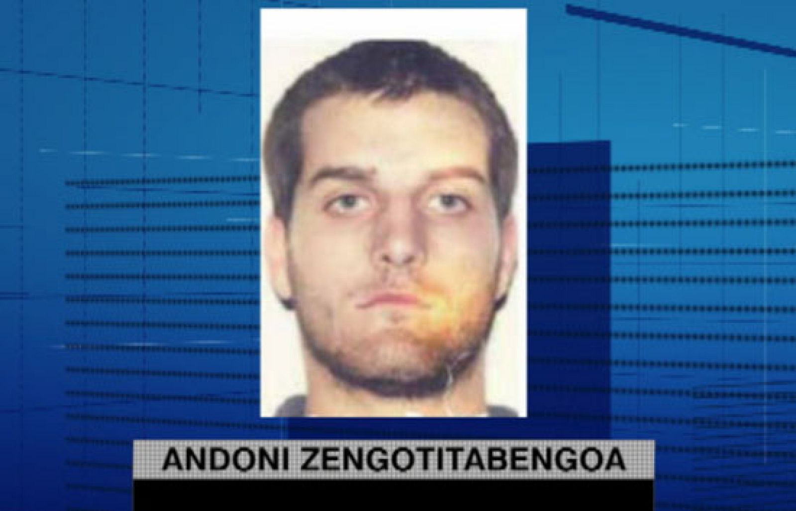 La policía portuguesa interroga al presunto etarra Andoni Zengotitabengoa tras su detención en el aeropuerto de Lisboa. Es uno de los huidos de la casa de Óbidos donde ETA guardaba un arsenal (12/03/10).