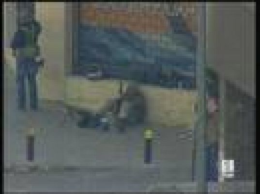  - Líbano bordea la guerra civil