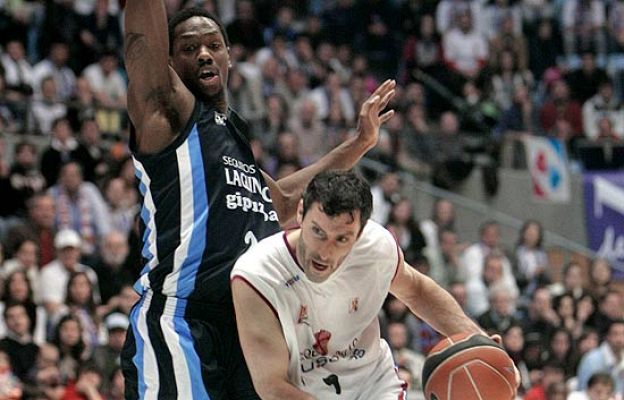 Baloncesto en RTVE - Xacobeo Blu:sens 86-77 Lagun Aro