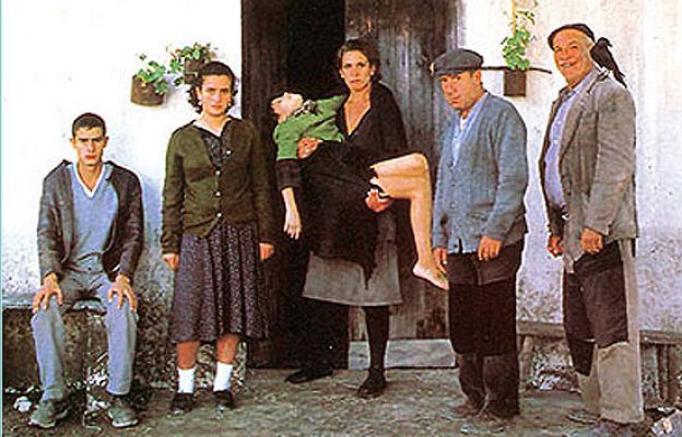 Versión española - 'Los santos inocentes'