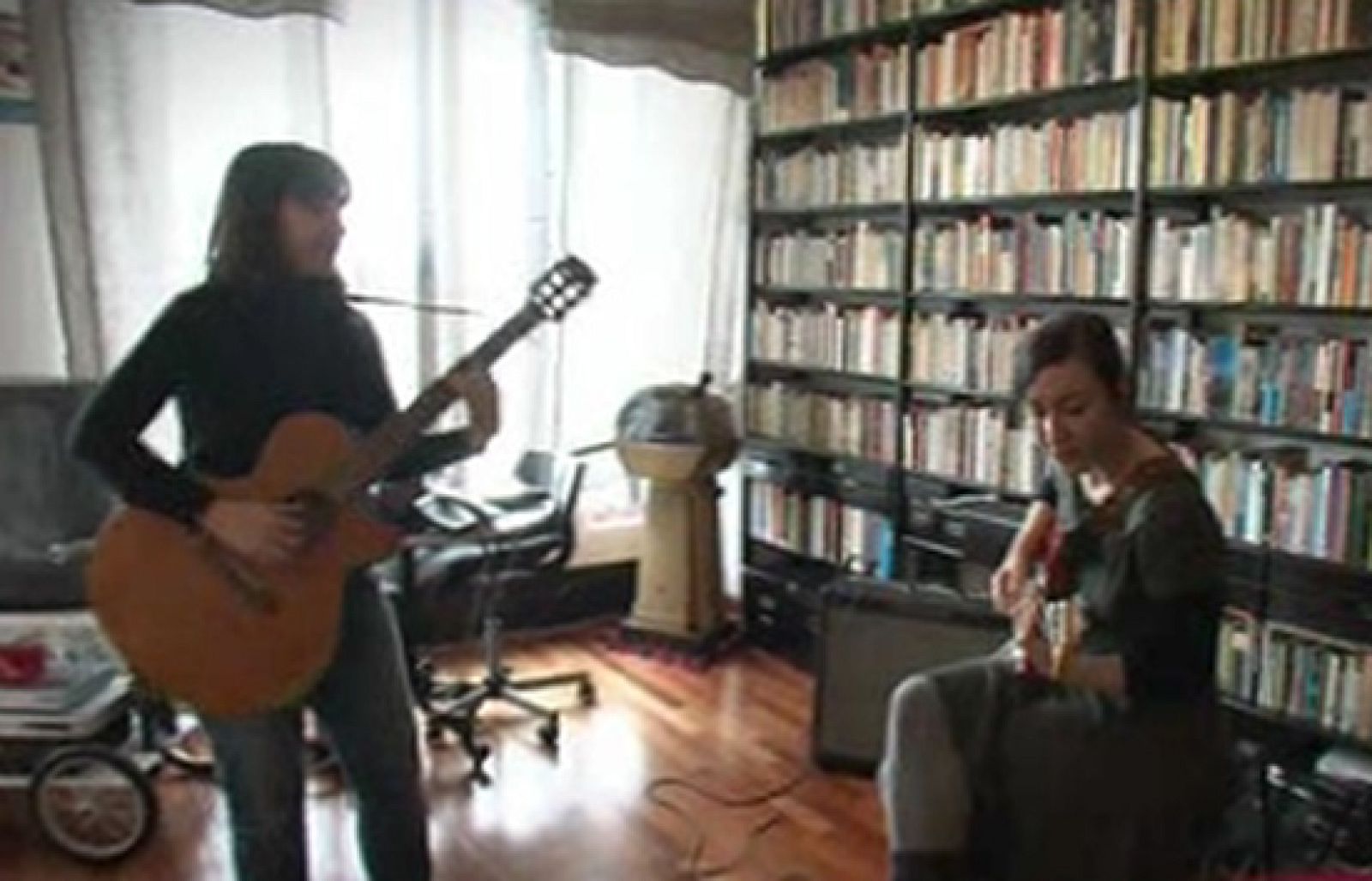 Mapa sonoro 7: Jeffrey Lewis, Óscar Mulero, Pauline en la Playa, Gerardo Cartón y Liars