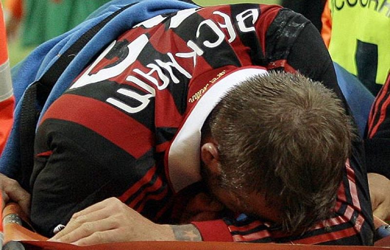 El futbolista ingl�s del Milan se ha roto el tend�n de aquiles y dice adi�s al Mundial de Sud�frica y a entrar en la historia como el primer ingl�s en jugar cuatro mundiales con la selecci�n.