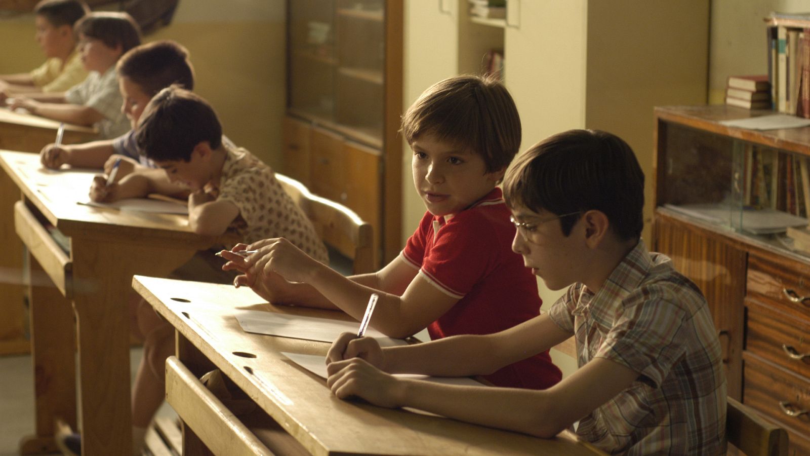 Cuéntame cómo pasó - T3 - Episodio 12: Mar gruesa - Ver ahora