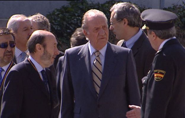  - El Rey visita la Comisaría General