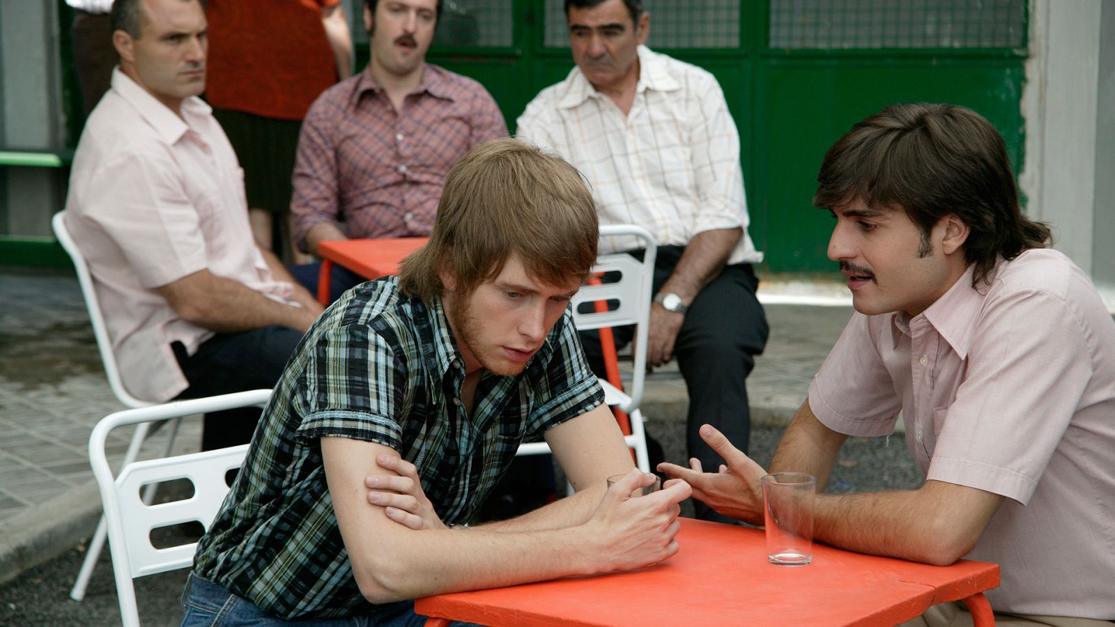 Cuéntame cómo pasó - T5 - Episodio 12: Tormenta de verano - Ver ahora