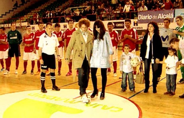 Eurovisión 2010 - Dani Diges, solidario y futbolero