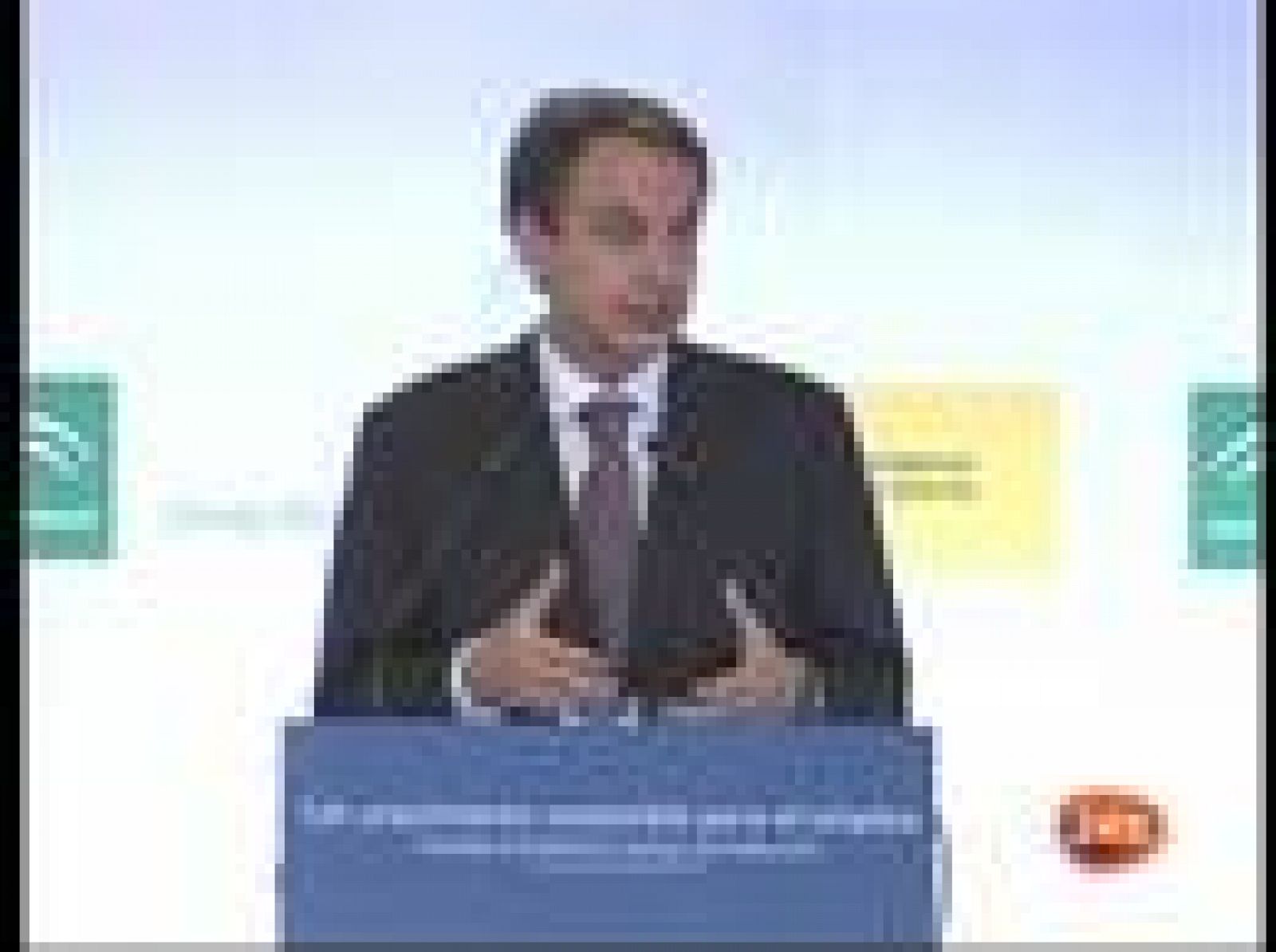 Zapatero anuncia el plan de ahorro energético en el que se incluye una nueva línea de crédicos ICO.